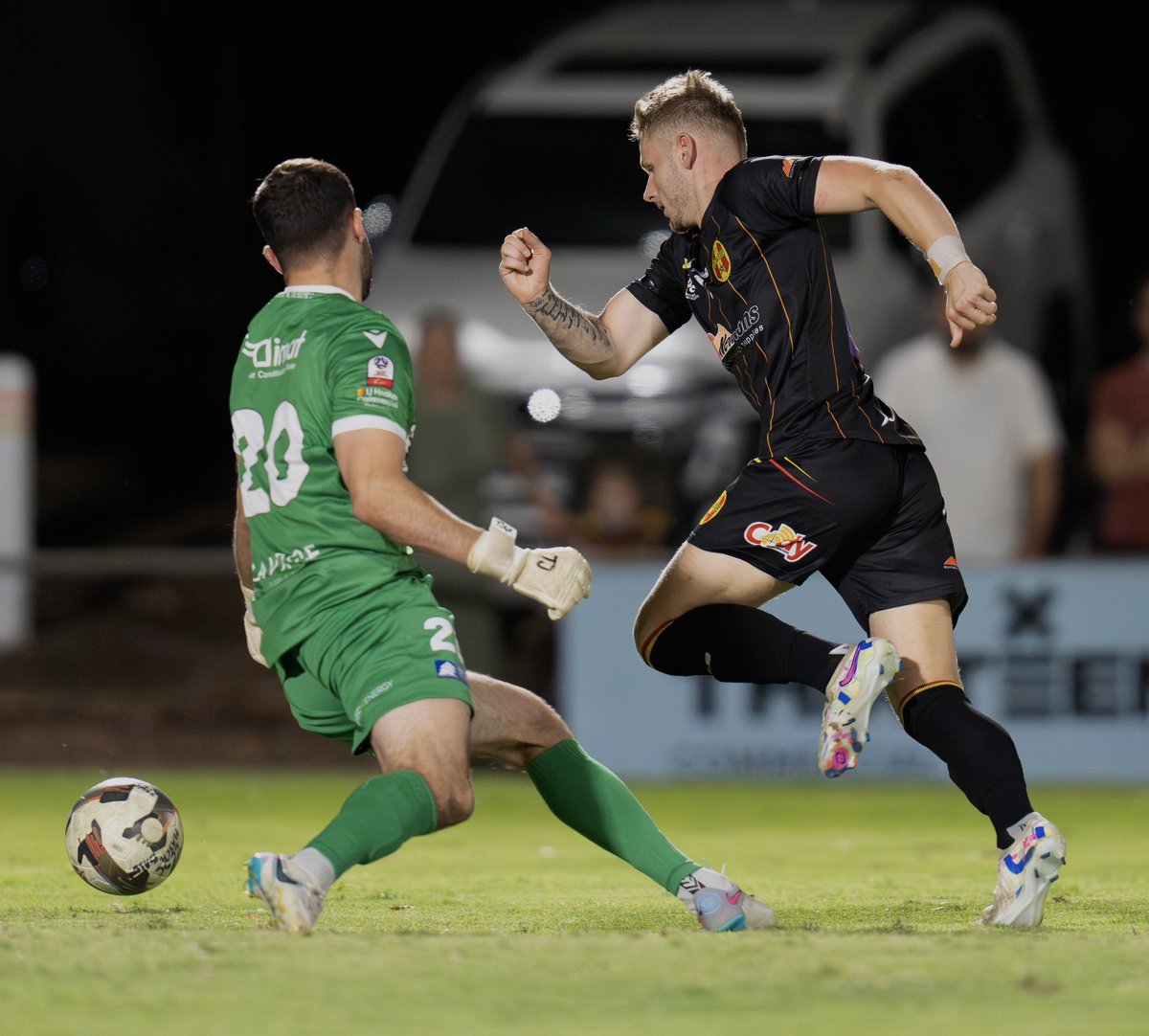 🎩 trick + top of league. 12 in 15 apps. Enjoying it again. #OJW