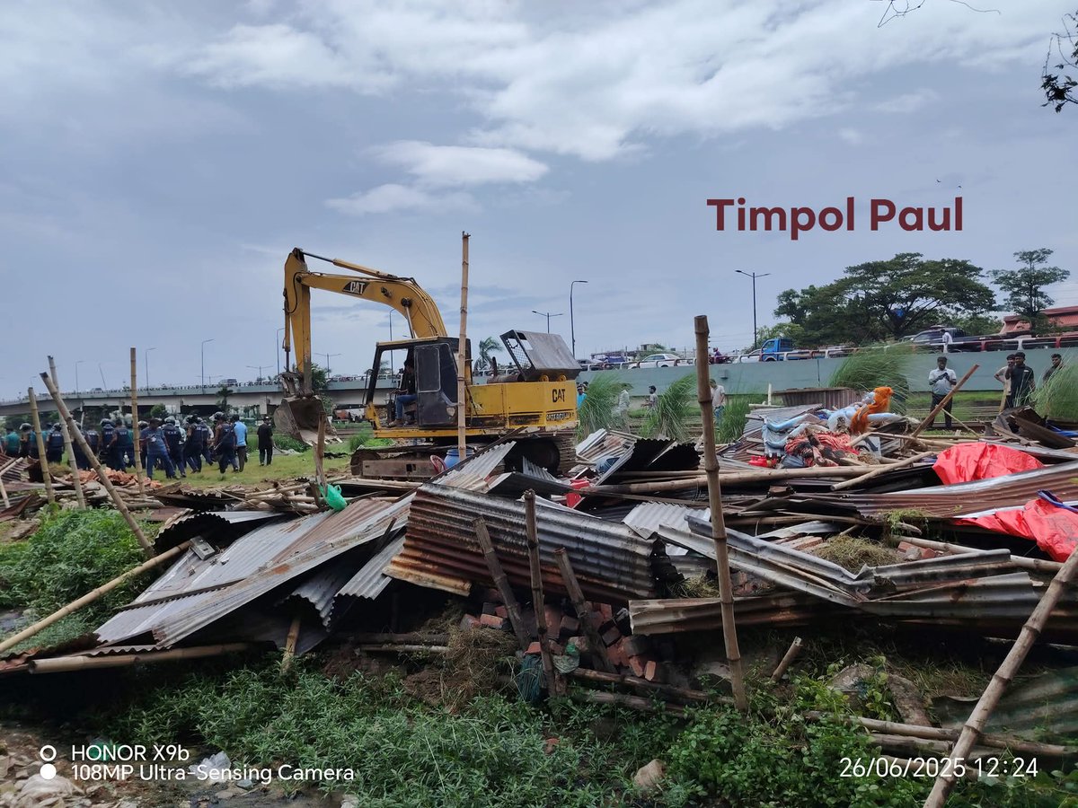 We could no longer protect the temple. We Hindus are truly a cursed nation. We have no one in the world to stand by us.

#stophindugenocideinbangladesh by Muslims.