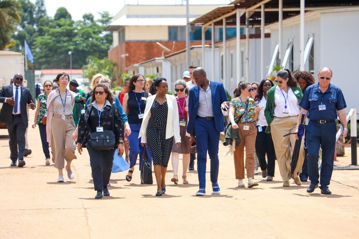 unrsce's tweet image. The #RSCE is hosting 19 women this week at the #SWTP Induction Training fully funded through extra-budgetary resources with core funding provided by @Denmark_UN.
SWTP advances gender parity by preparing qualified women for senior roles in UN Peace Operations.
#UNPeacekeeping