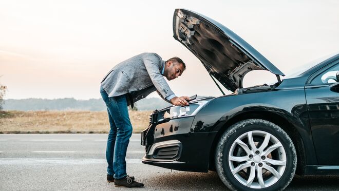 🛣️🌞 ¿Vas a viajar este verano? 

Recuerda que el calor extremo afecta a frenos, neumáticos, batería y motor.

Desde AMDA te damos 6 consejos clave para evitar averías y viajar seguro.

#RevisiónEstival #CocheYCalor #AMDA #MantenimientoResponsable
📌 Más en:
