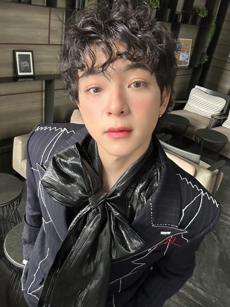 babebbas's tweet photo. ดีมู่ตุวจีงนี่หน่าาา

BBAS HELLO DIMOO
#DIMOOXBAS https://t.co/XBKS56Pww2