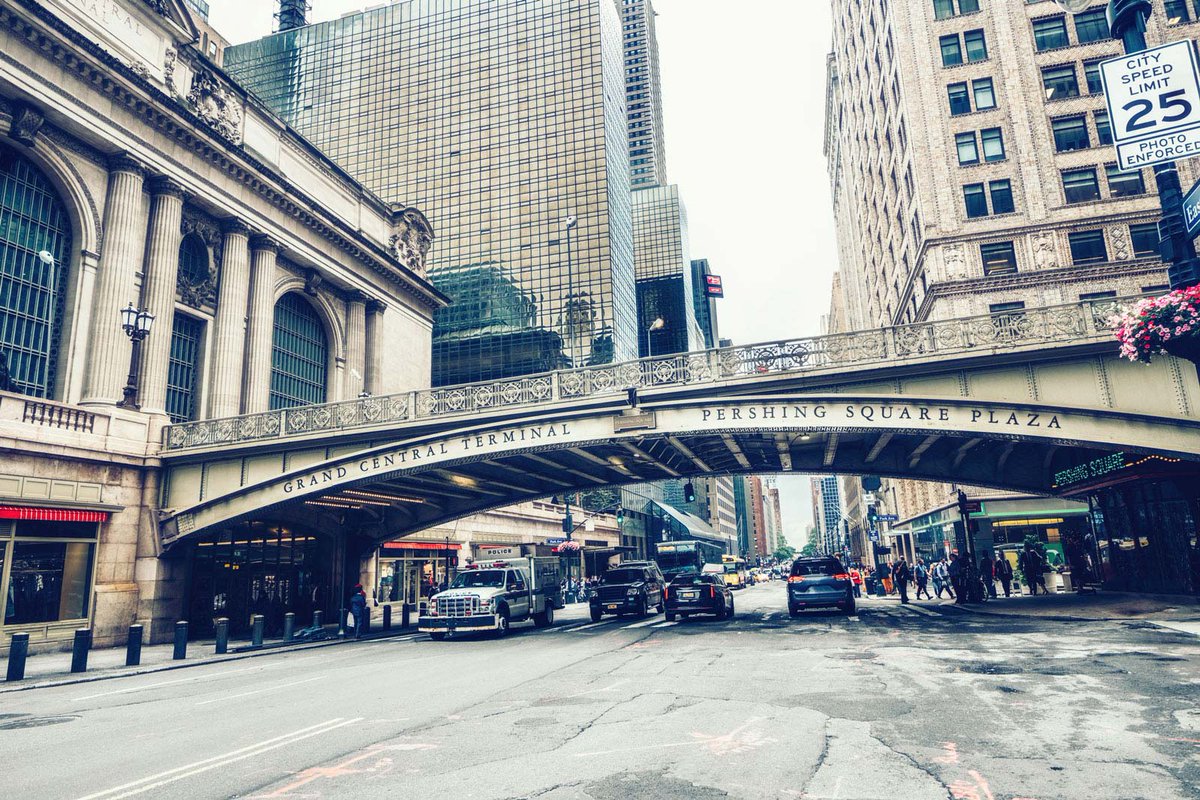 Pershing Square launches $200m share buyback program

tinyurl.com/229xuwlh

#PSH #RNS #Stocks #PershingSquareHoldings #Investment #Fund #NorthAmerica #Portfolio #FTSE100 #Investing