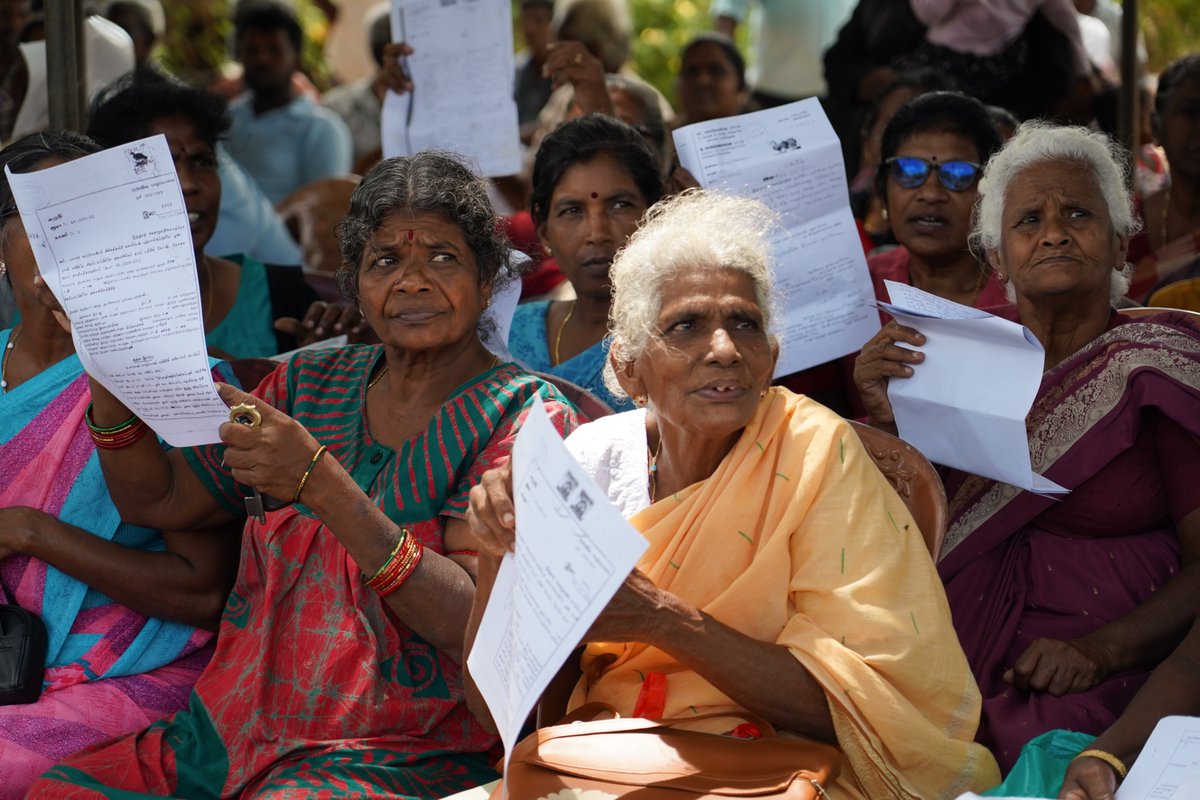 Communities in Valikamam North have been on the road for 35 years demanding Land Rights

In the areas of Palaly and Myliddy in the Jaffna District, more than 3,500 acres of land were forcibly acquired by the Sri Lankan military in the early 1990s, citing security reasons. As a