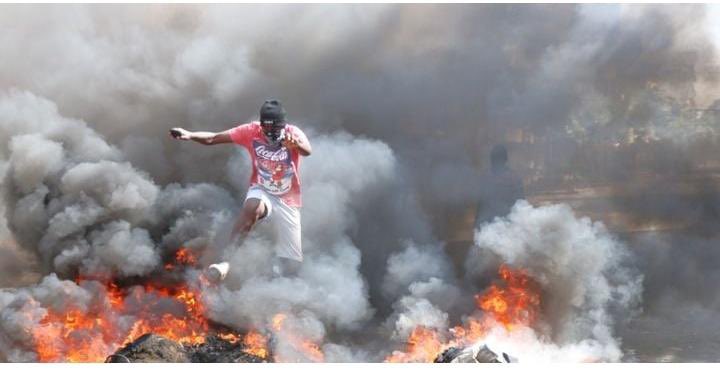 NadegeMututi's tweet photo. Le courage du peuple kényan 🇰🇪devrait inspirer, réveiller la jeunesse congolaise, à qui l’on a arraché la dignité, brisé les rêves et privé d’avenir !

 #KenyaProtests #deboutCongolais https://t.co/W669u5nLRM
