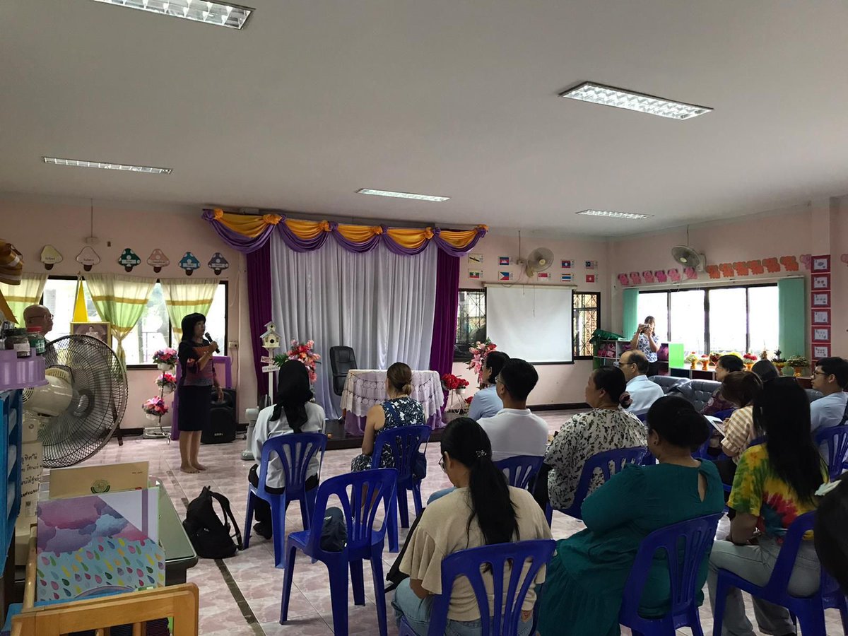 HEALenviron's tweet image. SE Asia Day 08 | Field Visits in Chiang Mai (Thailand)
Part of #HEALHAZE & #CANBREATHE collaborations, @HEALenviron spent a meaningful day in Chiang Mai visiting several early childhood education centers & mountainous regions to better understand local environmental conditions.
