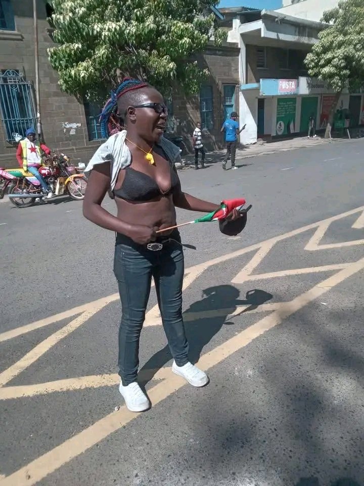 _itspabloKE's tweet photo. Jana adi Cynthia Ruth-rock alikua present💀😂😂
#SiriNiNumbers
#SiriNiNumber
#RutoMustGo
Trends on  Standard Group Matiang'i Central Kenya Gen Z Githurai CITAM https://t.co/wFv0jv3nOX