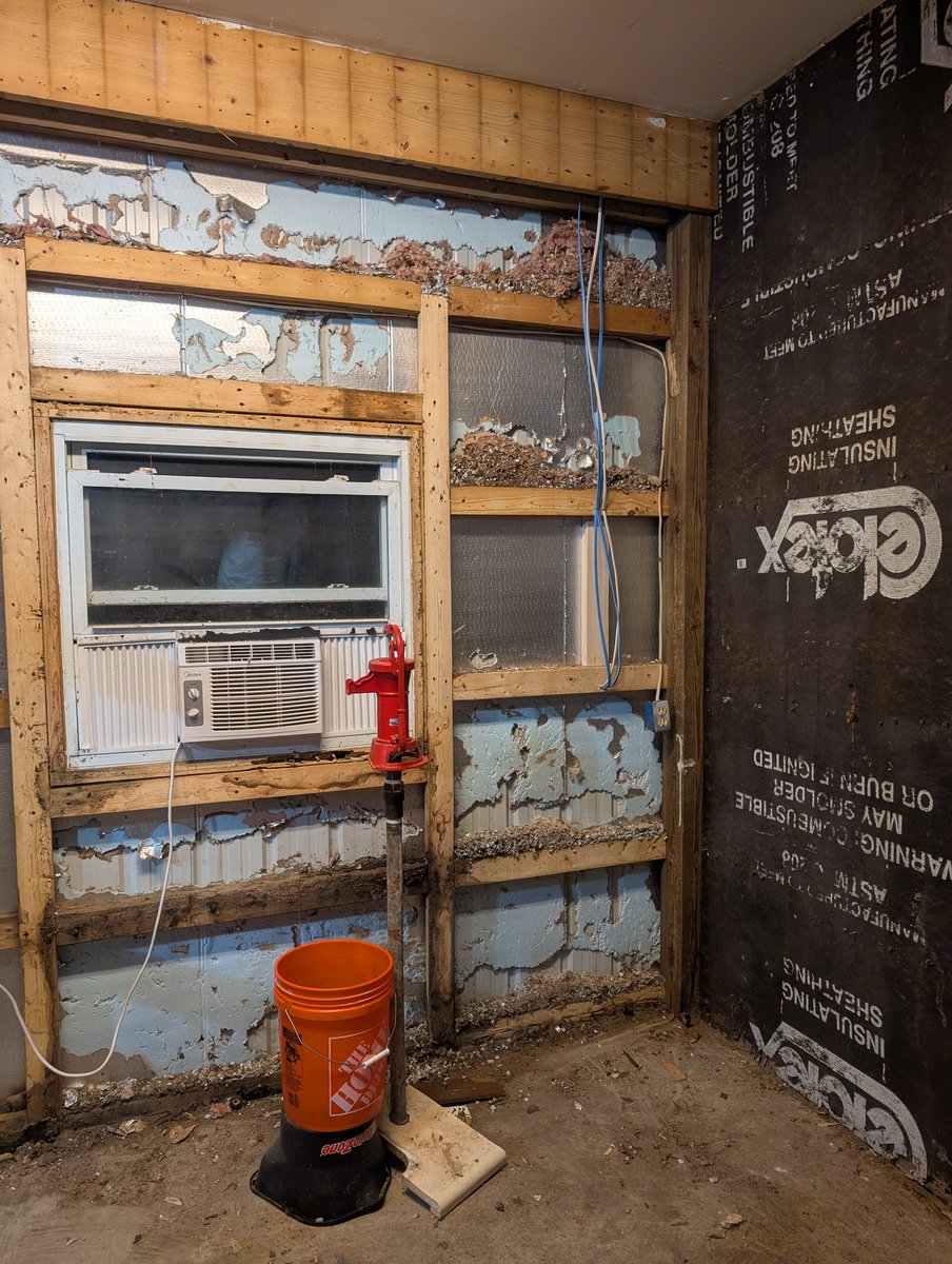 RezAdventure's tweet photo. One wall and the ceiling are all that's left.

I discovered where all the mice were living. Hopefully when I reframe the walls, they will be less hospitable to rodents. https://t.co/qE0RjBjdGr