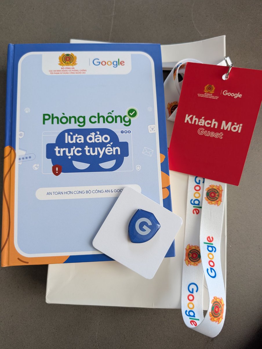 Today, I’m honored to be invited to attend the Launch Event of the Anti-Scam Campaign jointly organized by Google and the Ministry of Public Security - Department of Cybersecurity and High-Tech Crime Prevention.

It was a great opportunity to exchange insights with senior leaders