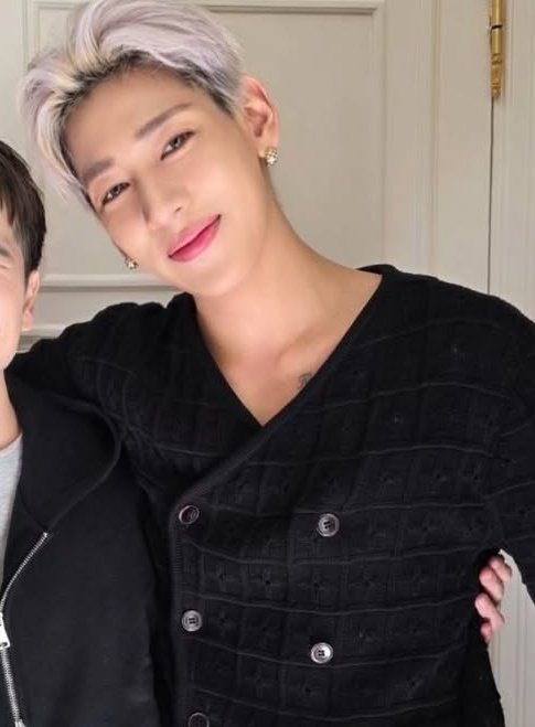 จิ้มลิ้มน่ารักเชียว 🥰

#BamBamxLVMenSS26
#BamBam #뱀뱀 <a href="/BamBam1A/">BamBam</a>