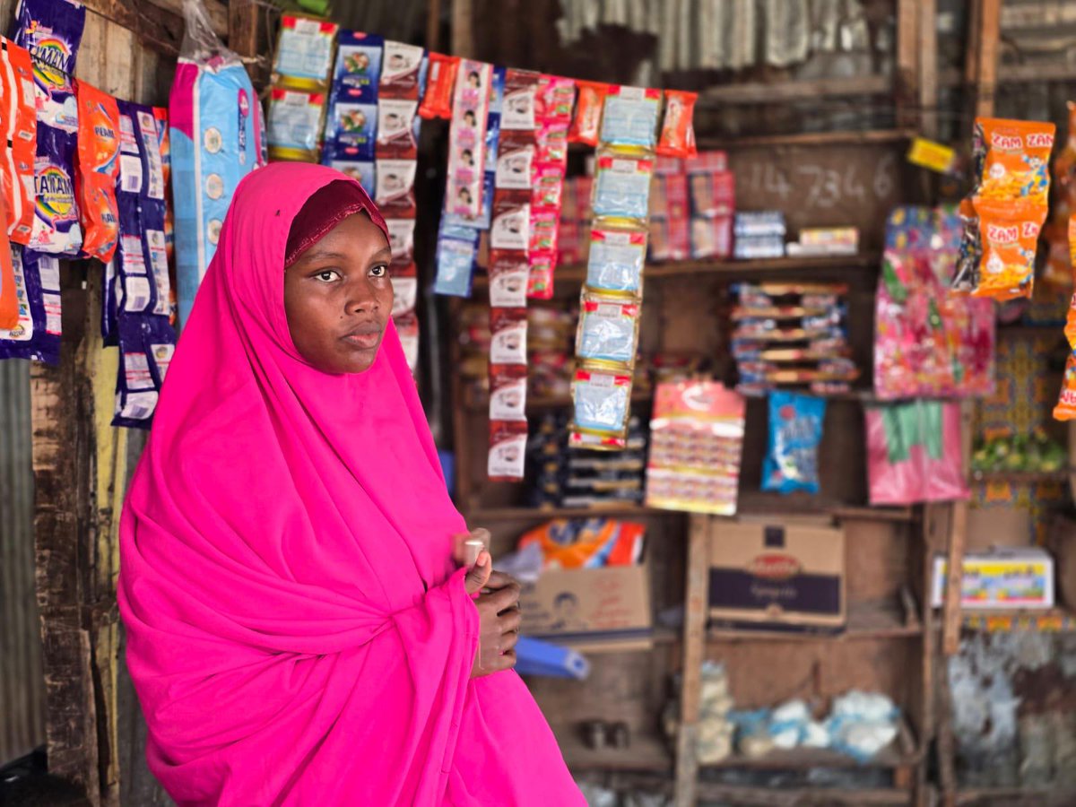 DRC Somalia (@drcsomalia) on Twitter photo Meet Hawo, a mother of 4 who turned cash support into a thriving business. With 3 months of Multi-purpose Cash Assistance from DRC, she joined a savings group & opened a shop. Now, she earns an income & supports her family.
๐<a href="/ECHO_CESAfrica/">EU Humanitarian Aid | Central East Southern Africa</a> for the funding via <a href="/Somali_Cash/">Somali Cash Consortium</a> Meet Hawo, a mother of 4 who turned cash support into a thriving business. With 3 months of Multi-purpose Cash Assistance from DRC, she joined a savings group & opened a shop. Now, she earns an income & supports her family.
๐<a href="/ECHO_CESAfrica/">EU Humanitarian Aid | Central East Southern Africa</a> for the funding via <a href="/Somali_Cash/">Somali Cash Consortium</a>