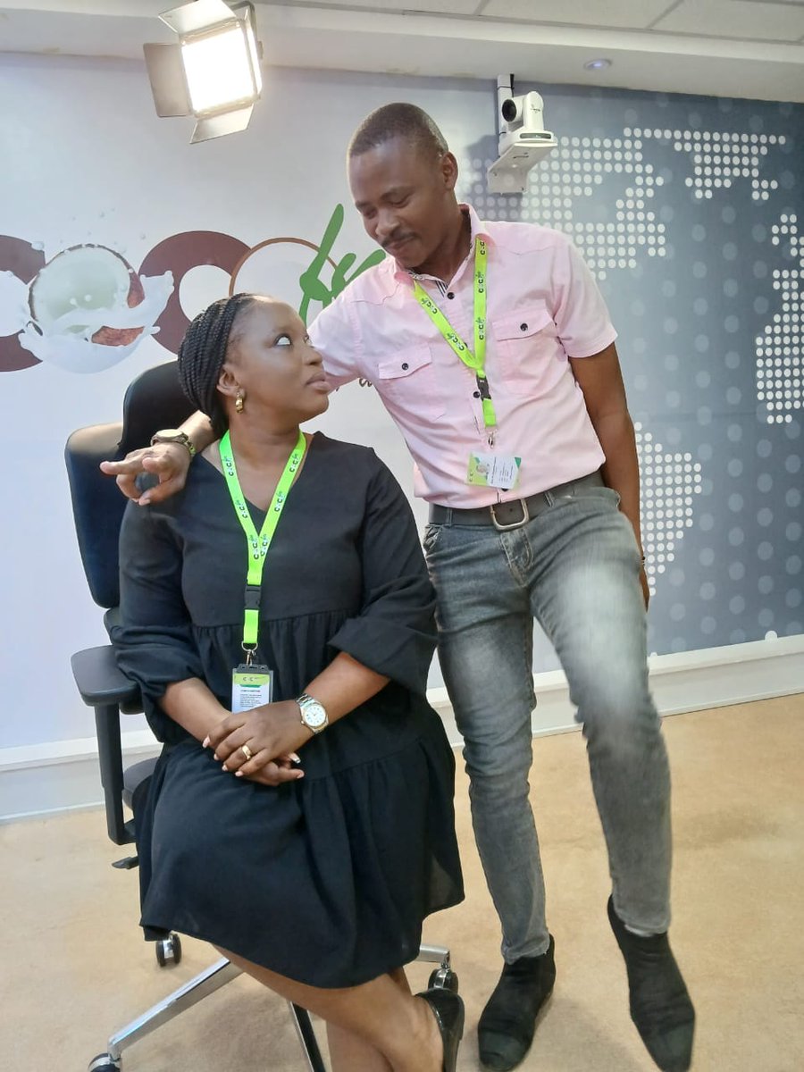 Radio Coco (@cocofmradio) on Twitter photo Karibu tujanjaruke sote. Niite <a href="/mbuikassim/">Kassim Mbui🇰🇪</a>  nikiwa na mtoto wa kike mwenye mwanya <a href="/_bintiumazi/">Binti Umazi</a> . Eti ukitaka kujua Siri za mpenzi wako gombana na rafiki yake ?
📷SMS line  - 0104 111 000
📷Call line - 0723 989 989
📷WhatsApp - 0104 111 000
#janjaruka254
#COCOFM
#ladhayapwani Karibu tujanjaruke sote. Niite <a href="/mbuikassim/">Kassim Mbui🇰🇪</a>  nikiwa na mtoto wa kike mwenye mwanya <a href="/_bintiumazi/">Binti Umazi</a> . Eti ukitaka kujua Siri za mpenzi wako gombana na rafiki yake ?
📷SMS line  - 0104 111 000
📷Call line - 0723 989 989
📷WhatsApp - 0104 111 000
#janjaruka254
#COCOFM
#ladhayapwani