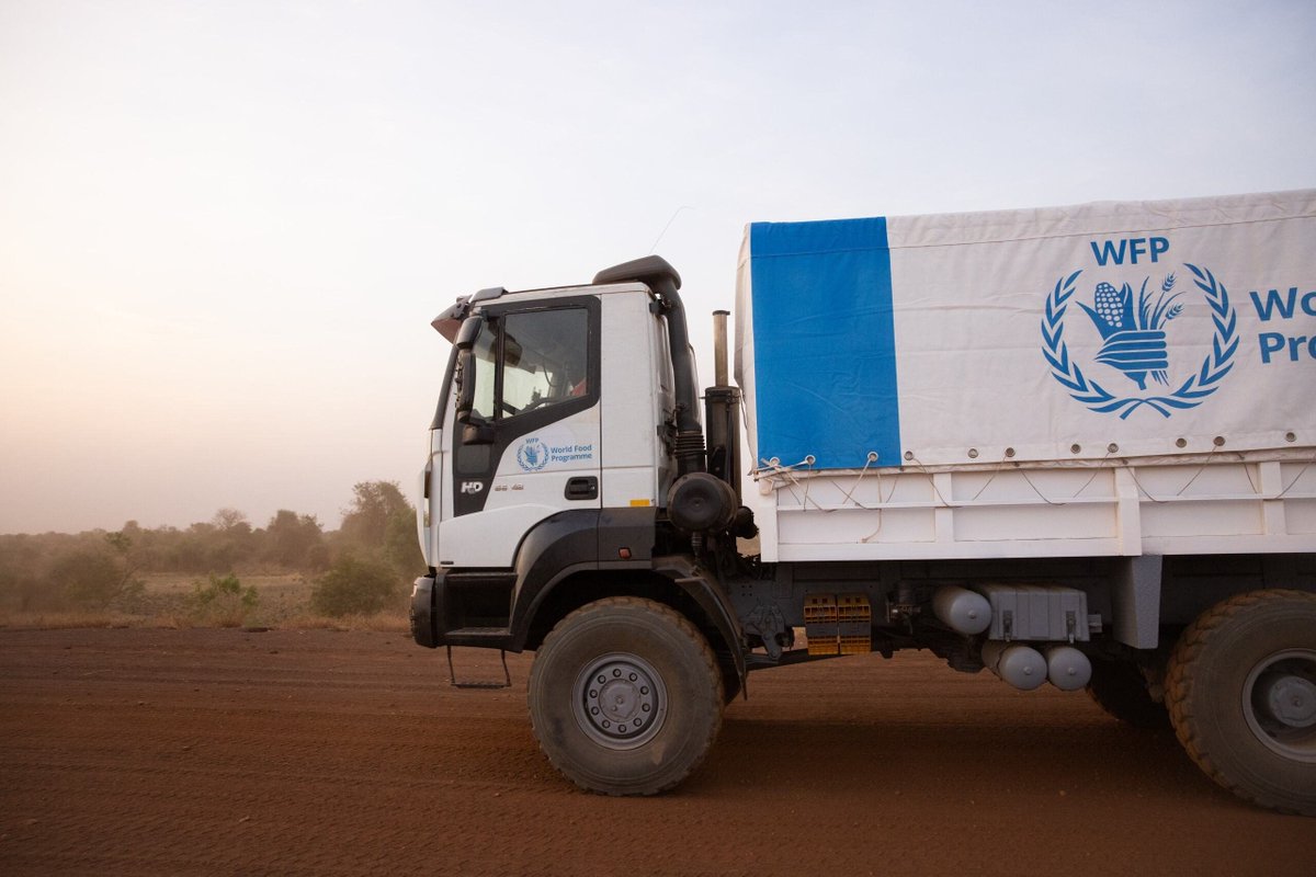 WFP South Sudan (@wfp_southsudan) on Twitter photo WFP runs the largest humanitarian supply chain in #SouthSudan, moving food by road, river & air, and pre-positioning it in warehouses across the country🚚
This enables <a href="/WFP/">World Food Programme</a> to respond swiftly when emergencies strike💪🏿 WFP runs the largest humanitarian supply chain in #SouthSudan, moving food by road, river & air, and pre-positioning it in warehouses across the country🚚
This enables <a href="/WFP/">World Food Programme</a> to respond swiftly when emergencies strike💪🏿