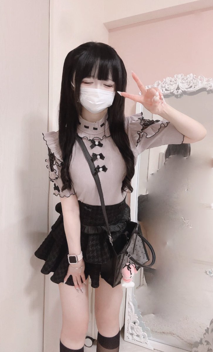 ( ˘ᒡ̱˘ )✌️