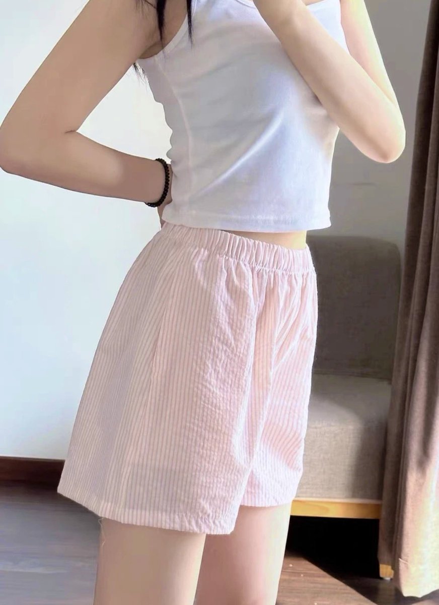 เปิดจองแล้วค้าบ กางเกง mini striped งานสั่งตัดพิเศษ ผ้าคัทตอน ทรงสวย ดูขาเรียวไม่ตันค่ะ น่ารักทุกสี มี S-XL ตอนนี้ 1 แถม 1 แค่ 280.- เองงับ เหมาด่วนนุ้นนิ้บมาก🫧🍎☆*