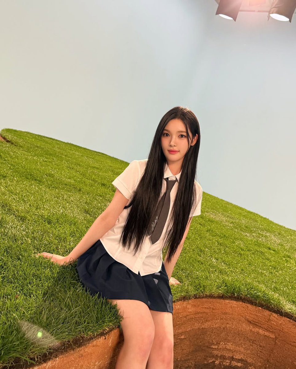 H2H_YH's tweet photo. 어? 어디 가는 길이야?

#Hearts2Hearts #하츠투하츠 #H2H 
#YUHA #유하 https://t.co/Lkudj4etqP