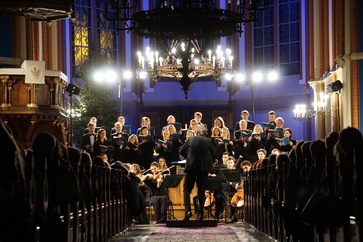 “Latvijas Koncerti” organizēto “Senās mūzikas festivālu” 8. jūlijā Sv. Jāņa baznīcā atklās baroka meistara Johana Sebastiāna Baha “Augstā mesa”, kas tiek uzskatīta par vienu no pasaules sakrālās mūzikas virsotnēm. Plašāka informācija: smf.lv/lv/