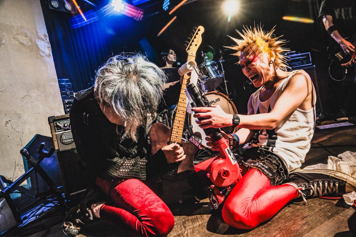 2025.06.22新宿LIVE Photo by <a href="/yskx1984/">ysk.1984.photo</a>
instagram.com/p/DLWw3EISvQz/…
#桃尻東京テレビジョン #ライブ写真