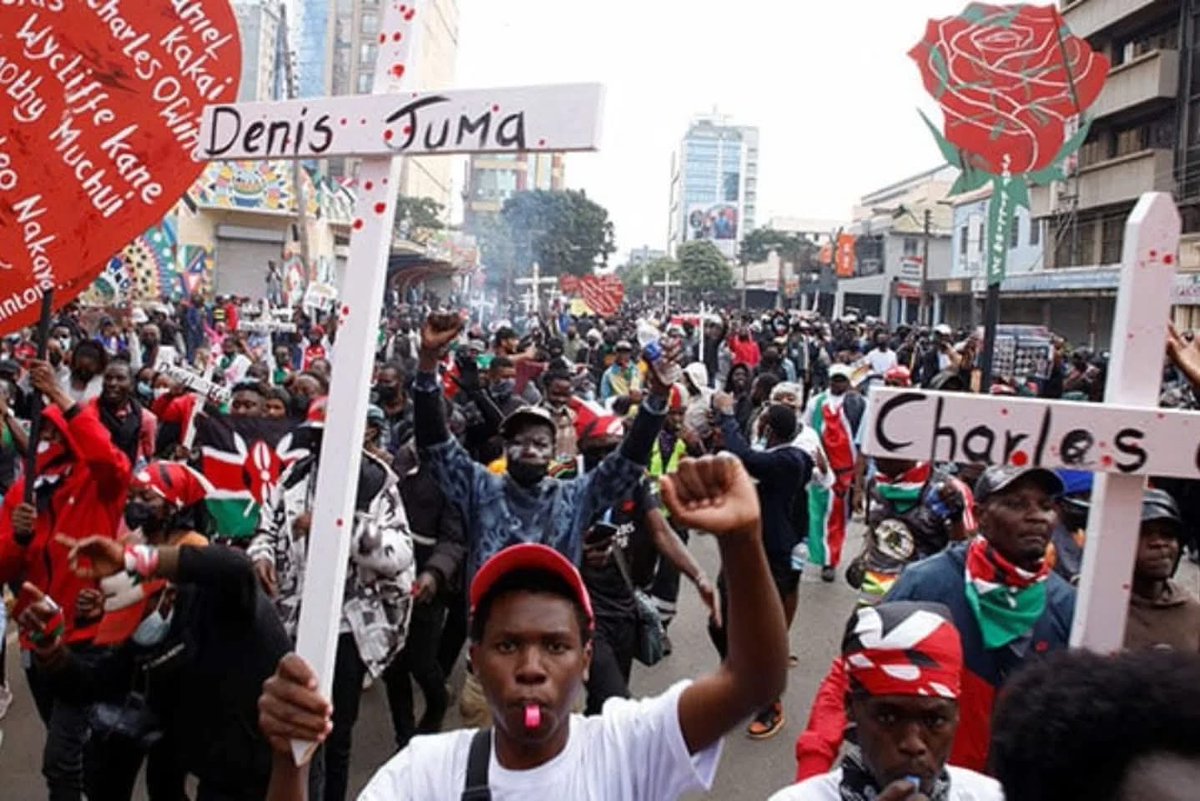 Woke up to the heart breaking news of what is going on in Kenya..... 😭

Please Pray for kenyans🙏