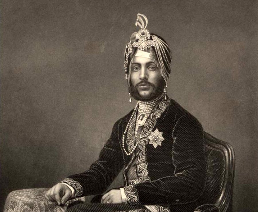 AncientHouseMus's tweet image. #OnThisDay in 1862 the Whitby Gazette reported: "The Maharajah. —His Highness the Maharajah Duleep Singh left Mulgrave Castle on Monday, and took his departure the 5.25 p.m. train from Whitby en route to Scotland."