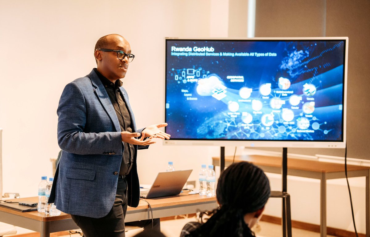 RwandaSpace's tweet image. Yesterday’s consultations were insightful - a big thank you to all stakeholders who showed strong interest and shared valuable ideas on advancing geospatial technologies in public services.
We’ve got two days to go, and we look forward to more engaging discussions with key…