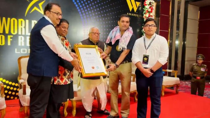 पूर्व निशक्तजन आयुक्त उमाशंकर शर्मा को बड़ा सम्मान 

दिव्यांगजनों के हित में उत्कृष्ट कार्यों के लिए प्रदान किया पुरस्कार, "सर्टिफिकेट ऑफ एक्सीलेंस" पुरस्कार से किया गया सम्मानित...

#RajasthanWithFirstIndia #UmashankarSharma <a href="/KalrajMishra/">कलराज मिश्र (Kalraj Mishra)</a>