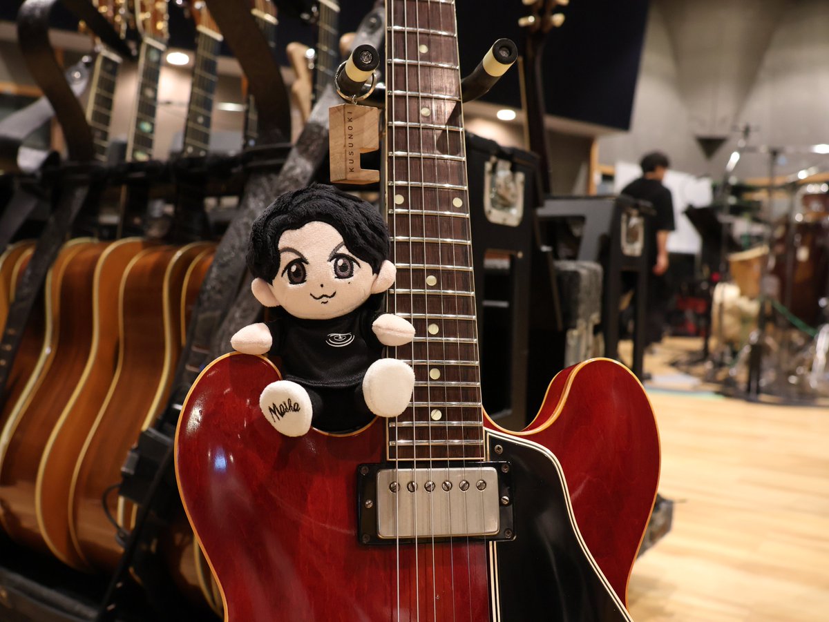 密会リハ中に福山さんが撮影📸 ＼ ローズ・ウッド指板の愛機「Gibson