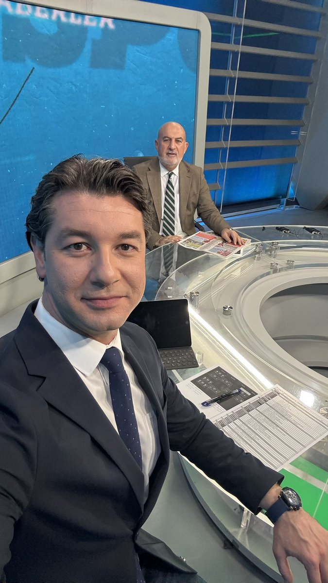 📺Spor Manşet 11.00’de  <a href="/trtspor/">TRT Spor</a> ‘da başlıyor…

🗣️Erman Gönülşen ve Tayfun Bayındır öne çıkan haberlerini değerlendiriyor.

❓Gündeme ilişkin soru ve görüşlerinizi bekliyoruz…