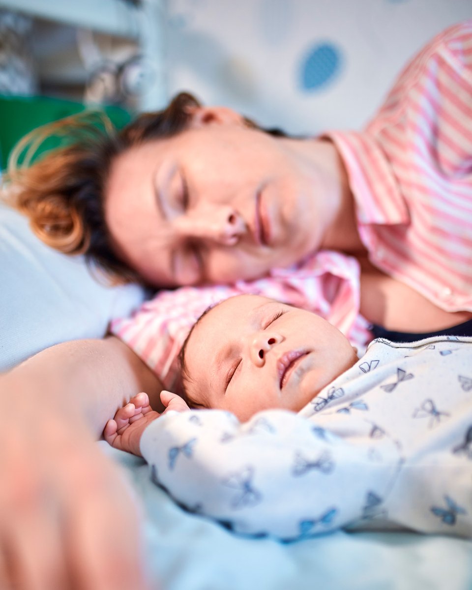 socpetitcat's tweet image. socpetit.cat/la-natalitat-u…
Un article molt interessant sobre la baixa natalitat a Catalunya i els reptes de futur. Imprescindible per entendre què està en joc 👶📉
#Natalitat #FuturDePaís #Famílies #SocPetit #Criança #Maternitat