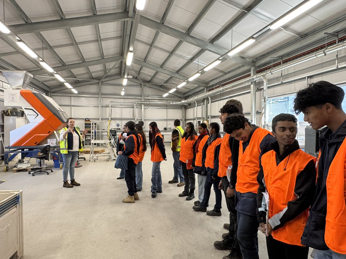 Our AgSTEM learners had a fabulous morning of learning at the <a href="/Sydney_Uni/">University of Sydney</a> Narrabri research facility. Partnered learning in the field <a href="/NSWEducation/">NSW Dept of Education</a> <a href="/mccallumtp/">Tim McCallum</a> <a href="/dizdarm/">Murat Dizdar</a>