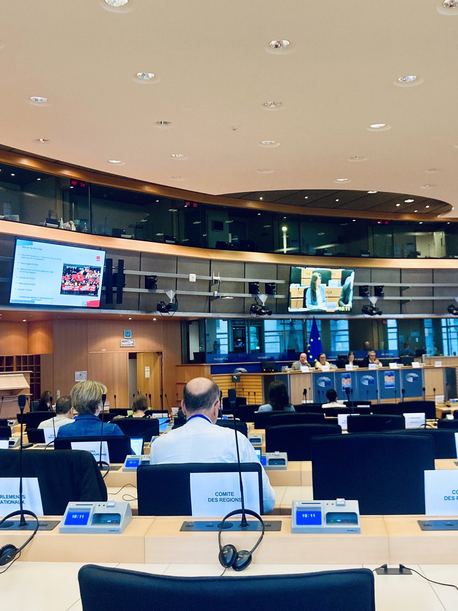 alegiannessi's tweet image. Hearing @EPSocialAffairs on working conditions in Amazon warehouses.
“We’re here on behalf of all working people, because Amazon sets global labour standards: driving inequality, environmental harm, and erosion of rights.”
Amazon didn’t show up.
Workers did. And always will. ✊