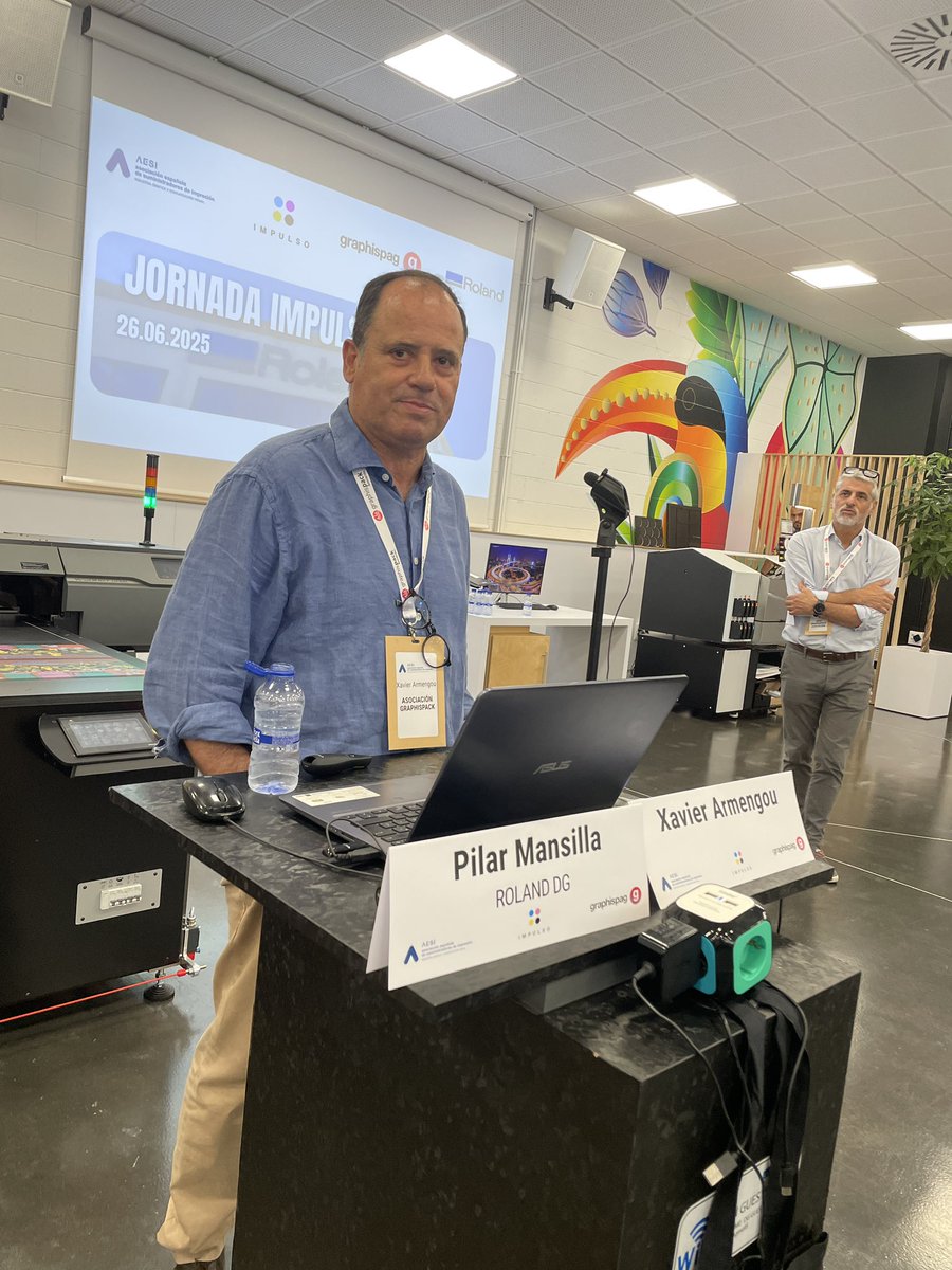 alabrent_mag's tweet image. Empieza la jornada IMPULSO en las instalaciones de Roland DG en Cerdanyola del Vallès, Barcelona. Organizada por la asociación AEISI y Graphispag, nos mostrarán cómo las nuevas tecnologías nos pueden ayudar en nuestro día a día.