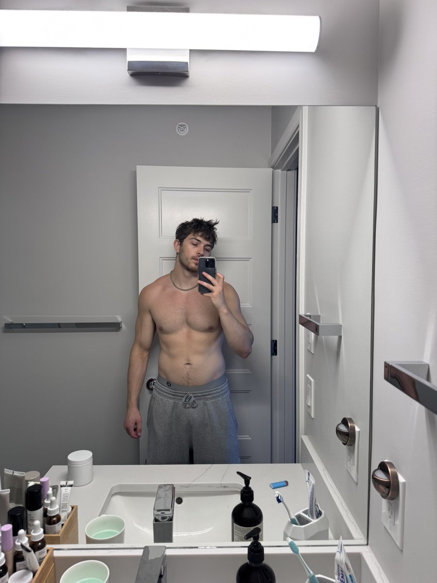 Bed head 
Chudai lolll