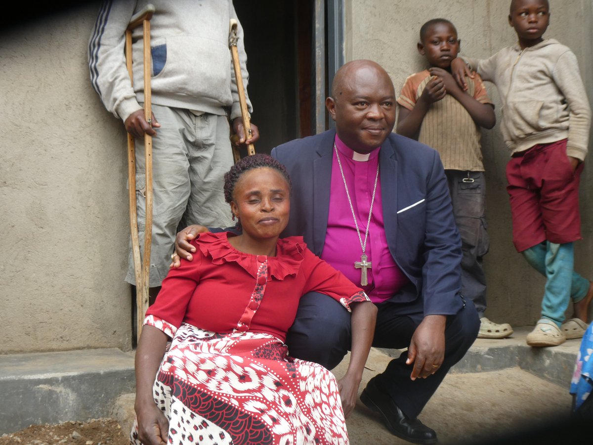SrdSouth's tweet image. Jemima Kabugho a 42-year old disabled single mother has a reason to smile after being handed a self contained house by Bishop Nason Baluku. Bishop&apos;s intention was transform Jemima&apos;s living standard as well as catering for her health. 
for more info visit: southrwenzorid.org
