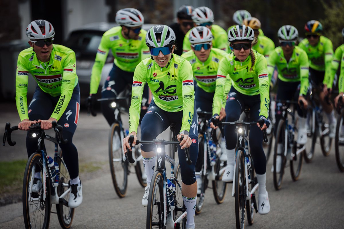 Soudal Quick-Step Pro Cycling Team (@soudalquickstep) on Twitter photo ๐๐ค๐ช๐๐๐ก ๐๐ช๐๐๐ -๐๐ฉ๐๐ฅ ๐๐ฃ๐ ๐ผ๐ ๐๐ฃ๐จ๐ช๐ง๐๐ฃ๐๐ - ๐๐ค๐ช๐๐๐ก ๐ฅ๐๐ง๐ฉ๐ฃ๐๐ง ๐ฌ๐๐ฉ๐ ๐๐๐๐ฃ๐ฉ ๐๐ฃ๐๐ซ๐๐ง๐จ๐๐ฉ๐ฎ ๐ฉ๐ค ๐ฉ๐๐จ๐ฉ ๐๐ฃ๐ฃ๐ค๐ซ๐๐ฉ๐๐ซ๐ ๐จ๐๐๐๐ฉ๐ฎ ๐ฉ๐ง๐๐๐ ๐๐ง ๐๐ค๐ง ๐๐ฎ๐๐ก๐๐ฃ๐.
Read more about it: soudal-quickstepteam.com/en/news/7090/sโฆ ๐๐ค๐ช๐๐๐ก ๐๐ช๐๐๐ -๐๐ฉ๐๐ฅ ๐๐ฃ๐ ๐ผ๐ ๐๐ฃ๐จ๐ช๐ง๐๐ฃ๐๐ - ๐๐ค๐ช๐๐๐ก ๐ฅ๐๐ง๐ฉ๐ฃ๐๐ง ๐ฌ๐๐ฉ๐ ๐๐๐๐ฃ๐ฉ ๐๐ฃ๐๐ซ๐๐ง๐จ๐๐ฉ๐ฎ ๐ฉ๐ค ๐ฉ๐๐จ๐ฉ ๐๐ฃ๐ฃ๐ค๐ซ๐๐ฉ๐๐ซ๐ ๐จ๐๐๐๐ฉ๐ฎ ๐ฉ๐ง๐๐๐ ๐๐ง ๐๐ค๐ง ๐๐ฎ๐๐ก๐๐ฃ๐.
Read more about it: soudal-quickstepteam.com/en/news/7090/sโฆ