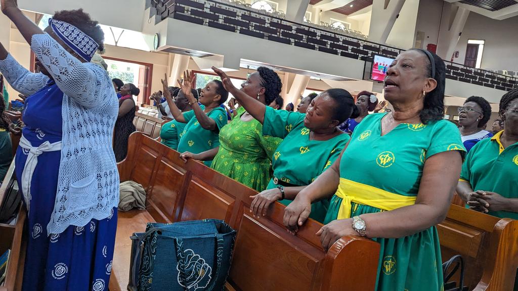 diocese_kampala's tweet image. Central Region Prayer and Fasting Day happening now @allsaintskla.
Under the theme Imitating God’s Goodness by Doing Good” (Galatians 6:9) bringing together Mothers’ Union leaders and members from across the Central Region.