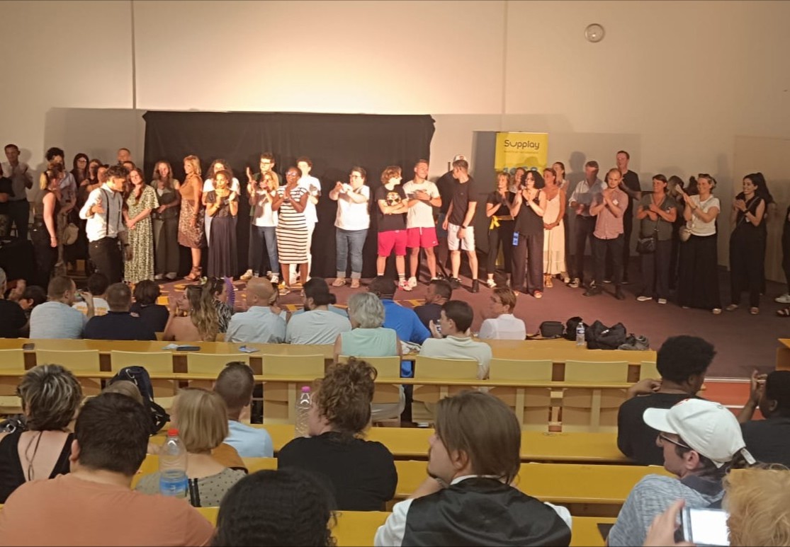 Isabelle et Laëtitia, conseillères Milo, ont assisté hier soir à "Les entreprises font leur show" organisé par le #Crepi Est à l' #URCA
5 interventions originales liées à l'emploi en présence du sous <a href="/Prefet51/">Préfet de la Marne 🇫🇷</a> et la cheffe  projet de la Politique de la Ville en charge insertion