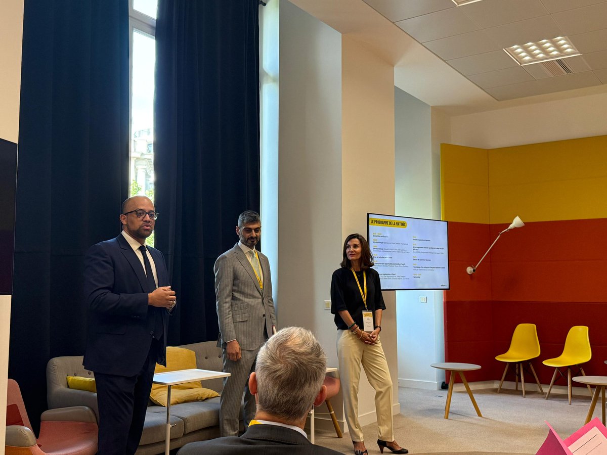 M. Ahmed Al Mansoori, chef du Service économique à l'Ambassade des Émirats arabes unis à Paris, a participé à une table ronde organisée en collaboration avec Bpifrance et la Chambre de commerce de Dubaï, dédiée aux opportunités d’investissement et d’implantation à Dubaï.
Cet