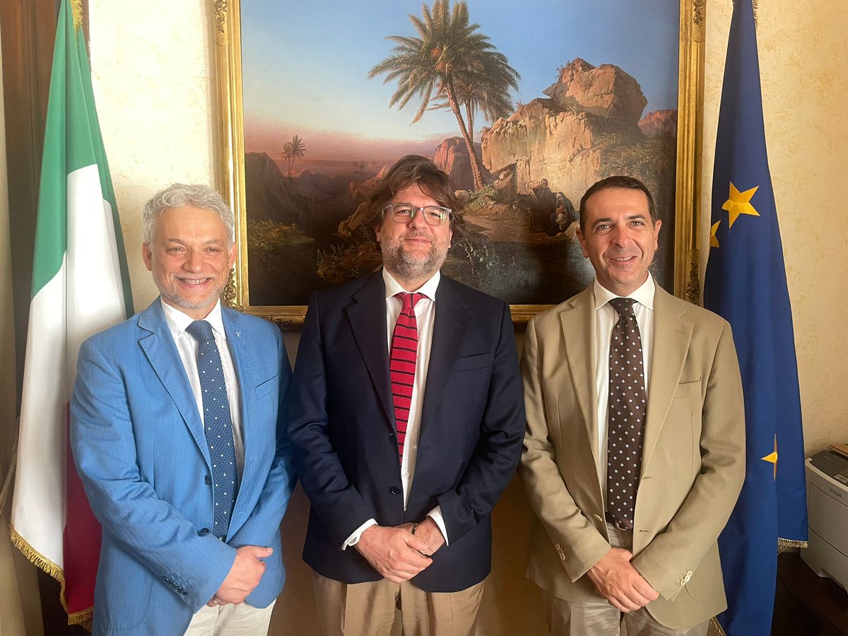 Il Presidente Mino Dinoi e Celestino Bottoni, Vice Presidente AEPI ieri alla Camera dei deputati per un incontro con l'On. Marco Osnato, Presidente Commissione Finanze alla Camera 📍