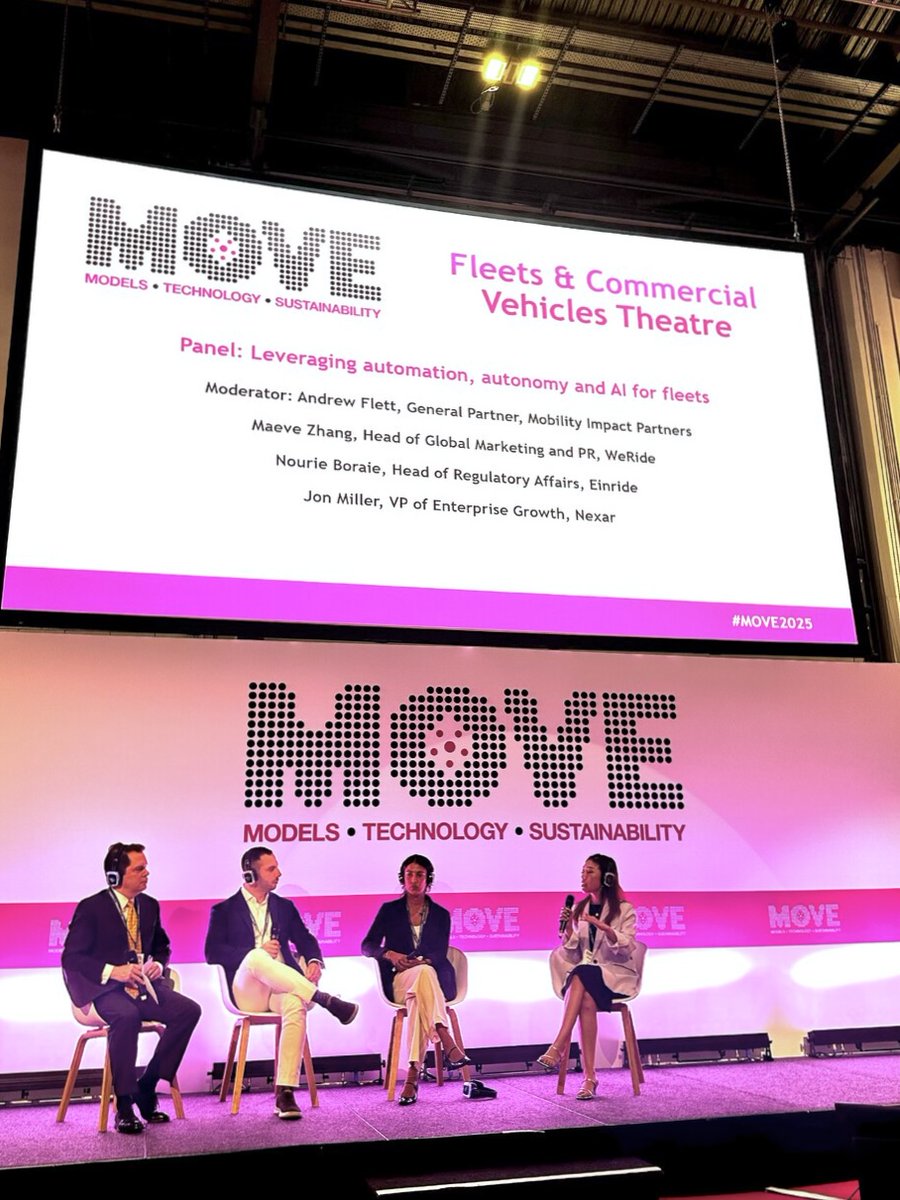 WeRide_ai's tweet image. Last week, our Founder and CEO Tony Han, CFO and Head of International Jennifer Li, and Director of PR and Marketing, Maeve Zhang, attended @MOVE_Event in #London — a key event connecting global leaders across the mobility ecosystem. 🇬🇧👥

They participated in various speaking…