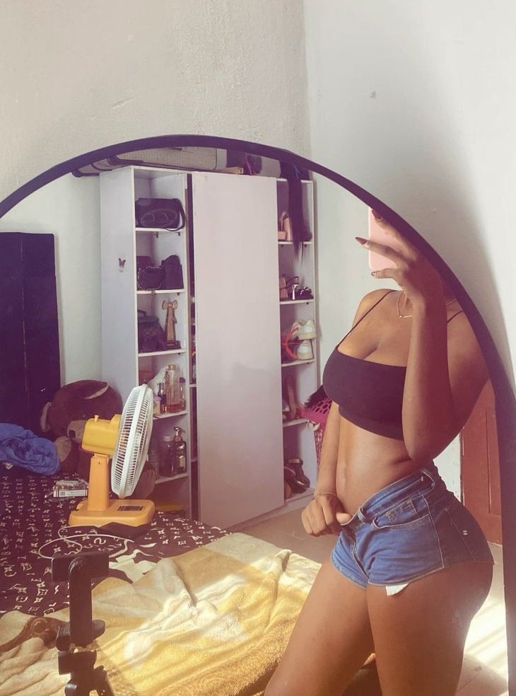 Mirror selfie thread?
Let's have it;