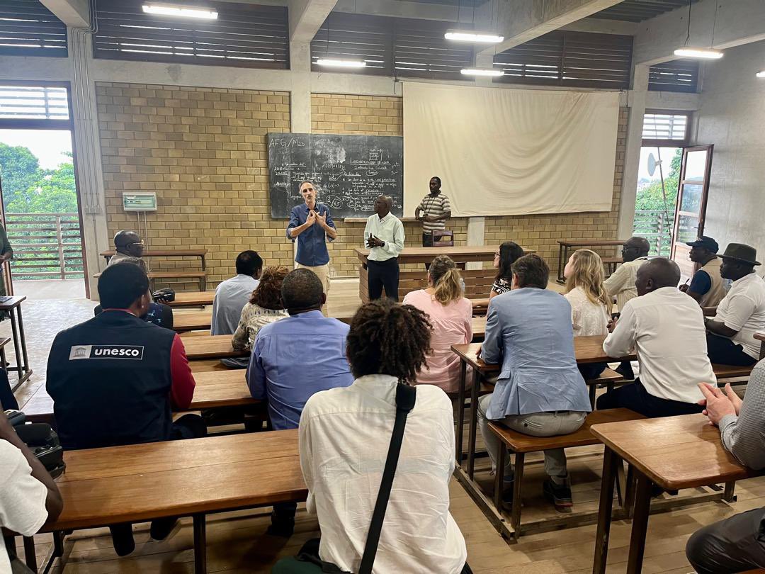 BelgiqueRDCongo's tweet image. Le Groupe de Coordination des Partenaires, en co-présidence 🇧🇪🇺🇳, est arrivé à #Kisangani pour une mission co-organisée avec 🇪🇺, pour se rendre compte des possibilités de #développement environmental, social et économique du Couloir vert dans la #Tshopo 🌿