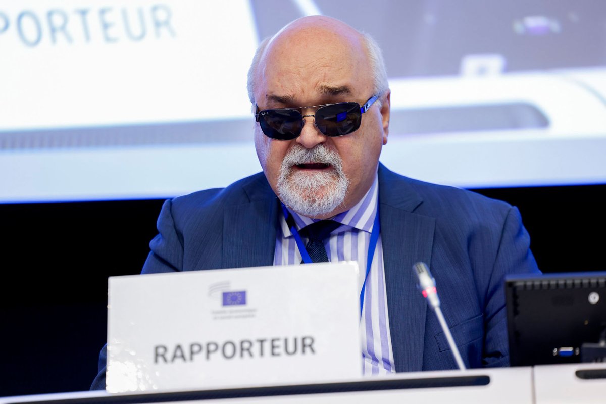 EESC PRESS (@eesc_press) on Twitter photo At its June #EESCPlenary, the <a href="/EU_EESC/">European Economic and Social Committee</a> adopted a forward-looking opinion on the future of the #EUStrategy on the Rights of Persons with #Disabilities.
It calls for a more ambitious and binding approach for the 2025–2030 period.
Read more 👇
europa.eu/!WjY3Df At its June #EESCPlenary, the <a href="/EU_EESC/">European Economic and Social Committee</a> adopted a forward-looking opinion on the future of the #EUStrategy on the Rights of Persons with #Disabilities.
It calls for a more ambitious and binding approach for the 2025–2030 period.
Read more 👇
europa.eu/!WjY3Df