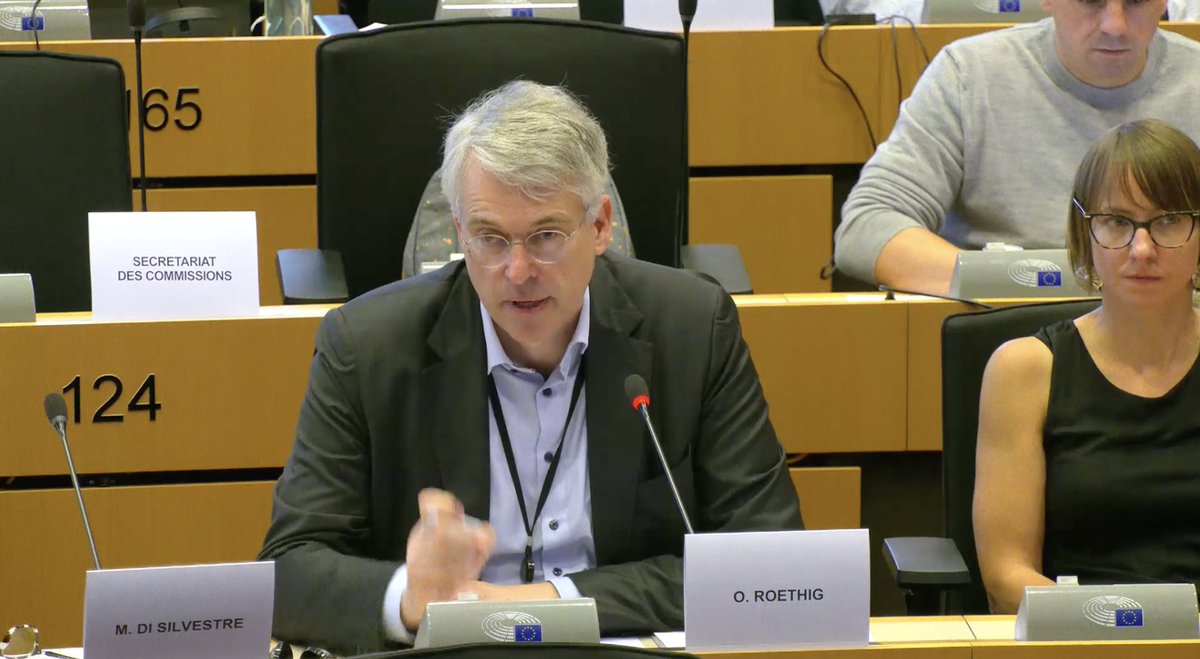 Leïla Chaibi (@leilachaibi) on Twitter photo <a href="/ORoethig/">Oliver Roethig</a> <a href="/UNI_Europa/">UNI Europa</a> :
"Il est inacceptable que la direction d'Amazon refuse de témoigner devant le Parlement.
Si les travailleurs avaient refusé de se présenter, ils auraient été licenciés. Amazon est en contradiction avec la démocratie. Il faut mettre un terme à ces pratiques" <a href="/ORoethig/">Oliver Roethig</a> <a href="/UNI_Europa/">UNI Europa</a> :
"Il est inacceptable que la direction d'Amazon refuse de témoigner devant le Parlement.
Si les travailleurs avaient refusé de se présenter, ils auraient été licenciés. Amazon est en contradiction avec la démocratie. Il faut mettre un terme à ces pratiques"