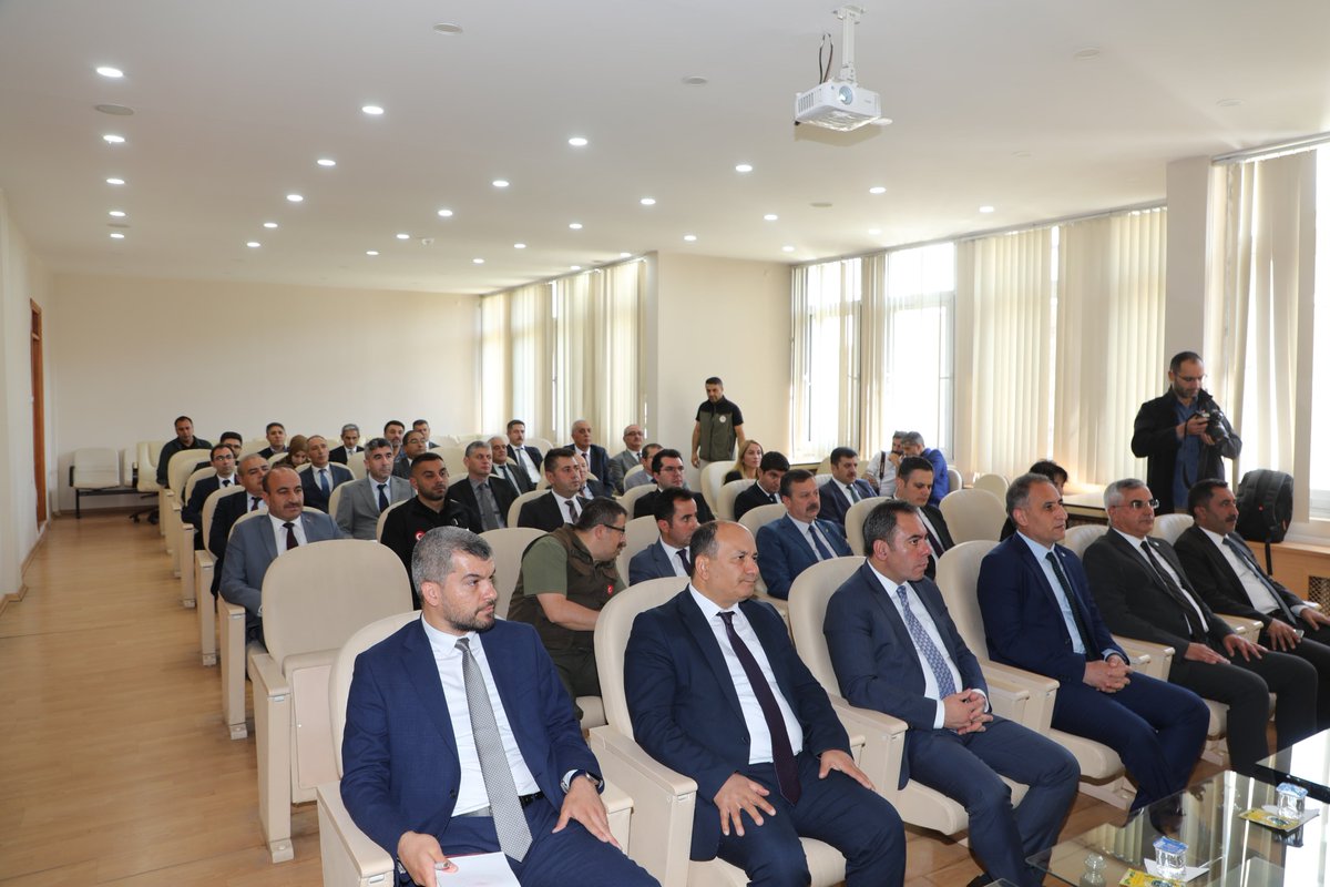 📍#Kars Valiliği

💧Su Hayattır, Berekettir, Hazinedir, Hayatına sahip çık, Bir Damla da Sen Ol...

İl Su Kurulu Toplantısı, Valimiz Ziya Polat'ın başkanlığında gerçekleştirildi.

Toplantıda; Su Verimliliği Yönetmeliği, İçme-Kullanma Suyu Havzası Koruma Planlarının il bazında