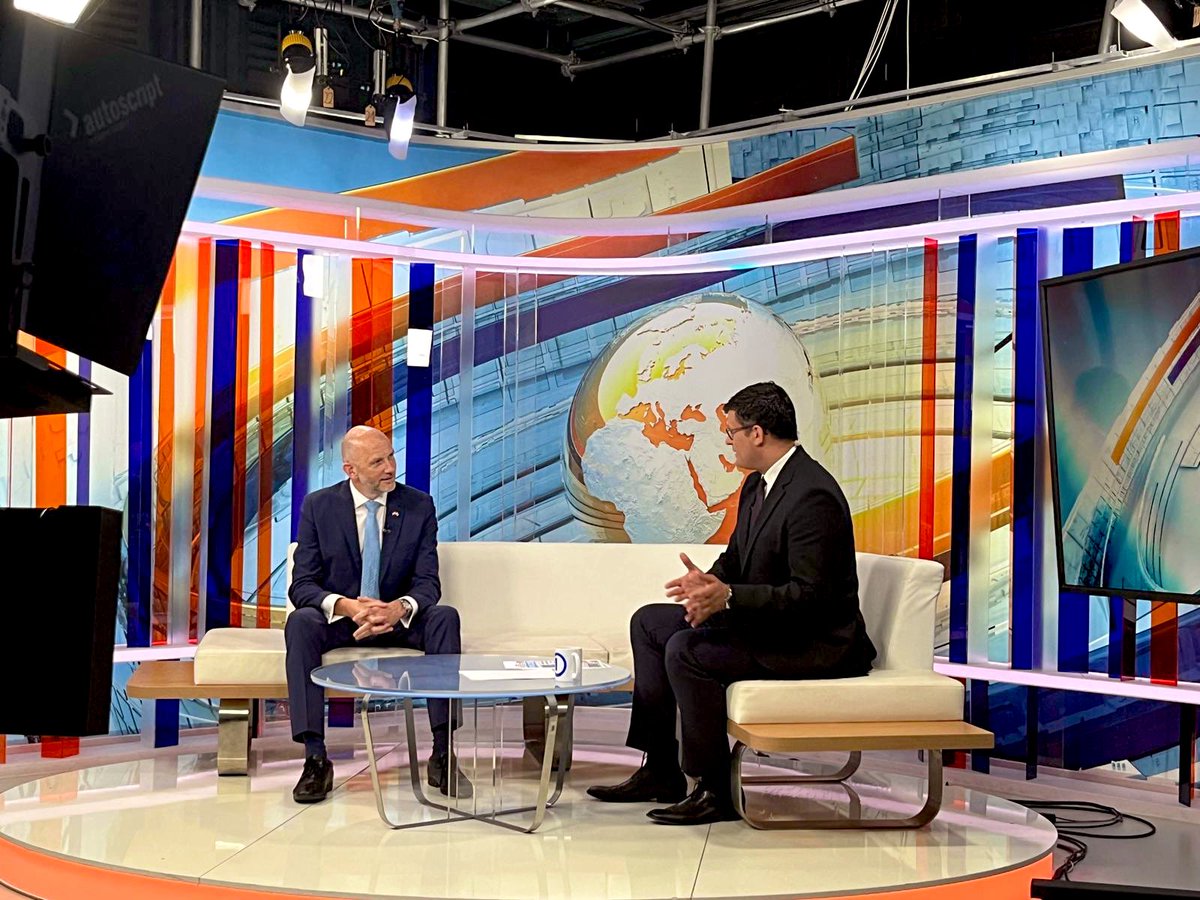 Simon Thomas (@uksimont) on Twitter photo Great to join <a href="/hkresic/">Hrvoje Kresic</a> on the Novi dan sofa this morning to discuss current global events, UK-Croatia relations and reflections on my 4 years as ambassador (plus a bit of football!) <a href="/N1Hrvatska/">N1 Hrvatska</a> <a href="/N1info/">N1english</a> Great to join <a href="/hkresic/">Hrvoje Kresic</a> on the Novi dan sofa this morning to discuss current global events, UK-Croatia relations and reflections on my 4 years as ambassador (plus a bit of football!) <a href="/N1Hrvatska/">N1 Hrvatska</a> <a href="/N1info/">N1english</a>