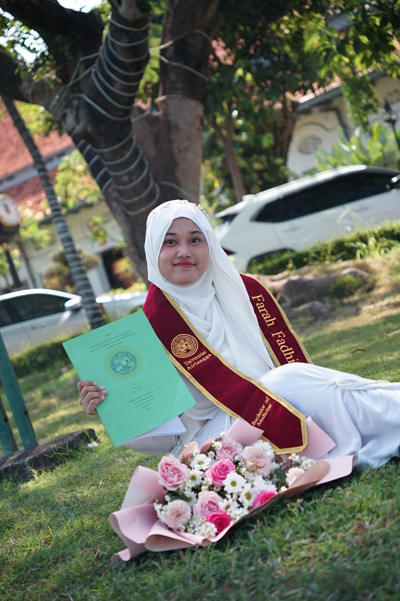 amborie (◕▿◕✿) // senyum tweet media