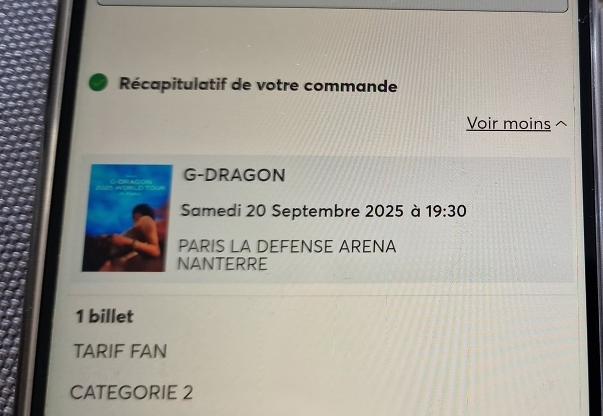 J'ai pris une place en trop pour GD dans la folie du truc 🫠 

J'ai donc une Cat 2 Gradin à vendre pour le 20 septembre à Paris 🤟🏻✨

----

Following the purchase of an extra seat, I am selling a category 2 in gradin.

#GDRAGON #GD #Paris #concert