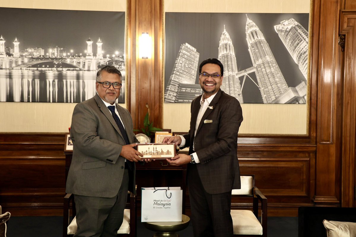 On 24 June, the High Commissioner received a courtesy call by Mr. Mohammad Isa Abdul Halim, Director of Strategic Partnership, and Mr. Nickson Anak William Tom, Executive for Corporate &amp; Incentives,  from the Malaysia Convention &amp; Exhibition Bureau (MyCEB).

#MyCEB