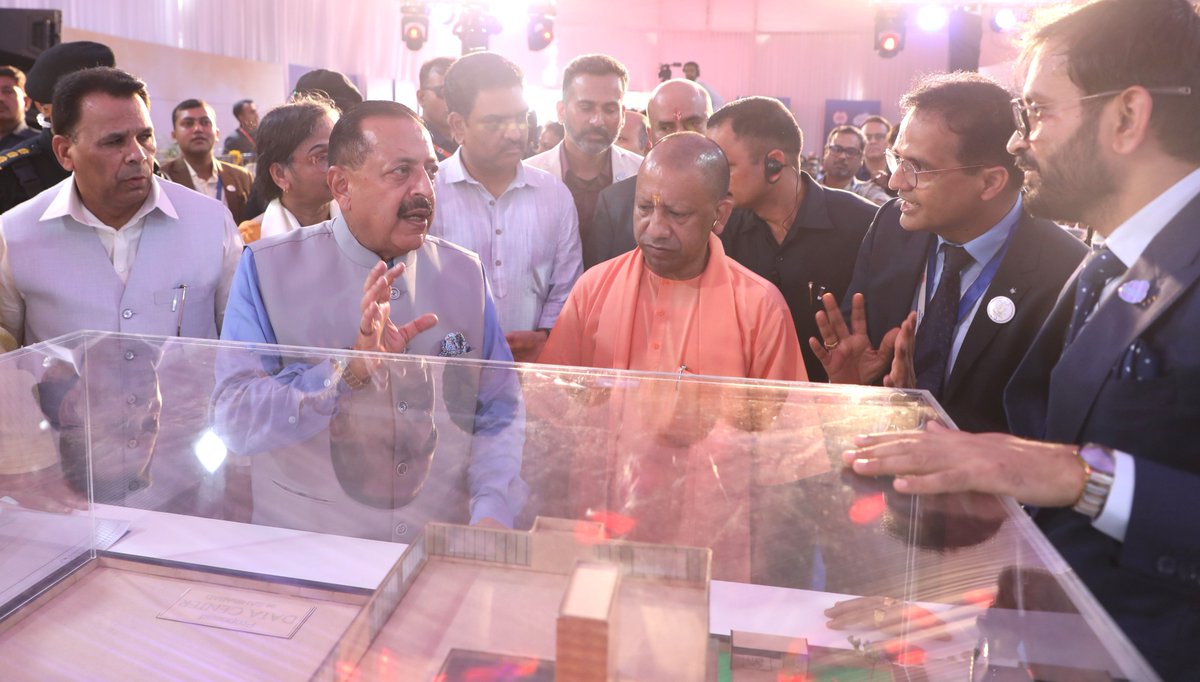 Dr Jitendra Singh (@drjitendrasingh) on Twitter photo Thanks CM <a href="/myogiadityanath/">Yogi Adityanath</a> ji for sparing your time.... as we move a step closer to PM Sh <a href="/narendramodi/">Narendra Modi</a>'s target of 'Net Zero by 2070'.
State-of-the-art "Green Data Centre", a collaboration between Central Electronics Limited #CEL, a Govt of India PSU affiliated with #CSIR Thanks CM <a href="/myogiadityanath/">Yogi Adityanath</a> ji for sparing your time.... as we move a step closer to PM Sh <a href="/narendramodi/">Narendra Modi</a>'s target of 'Net Zero by 2070'.
State-of-the-art "Green Data Centre", a collaboration between Central Electronics Limited #CEL, a Govt of India PSU affiliated with #CSIR
