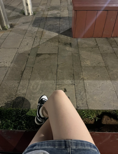chengzi1985's tweet photo. 刚坐在长椅上 走来个小伙：姐姐我可以加你个微信嘛，我当时就在憋笑，开口就说不用了😆😆 https://t.co/NDv4yZ6gFZ